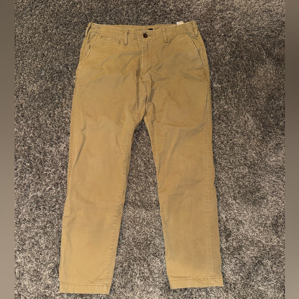 American Eagle Outfitters Men's Khaki Chinos